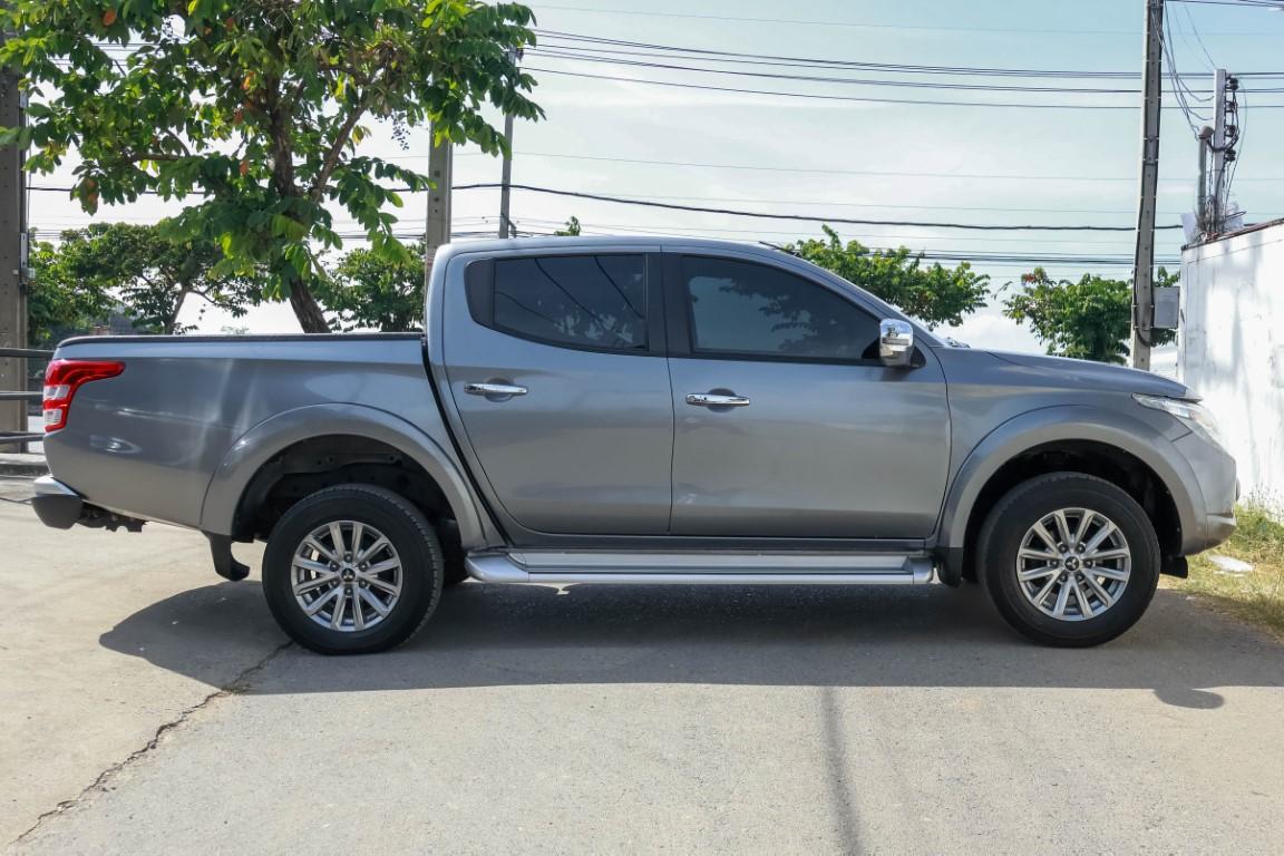 Mitsubishi Triton Doublecab 2.4 GLS Limited Plus M/T 2018 *RK2113*